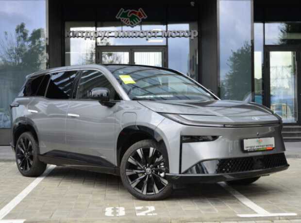 Toyota BZ3X , 2025, пробег 40 км