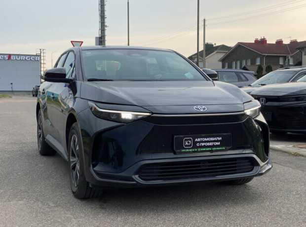 Toyota BZ4X , 2024, пробег 20000 км