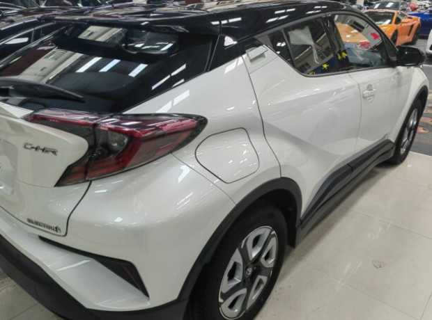 Toyota C-HR I, 2020, пробег 60000 км