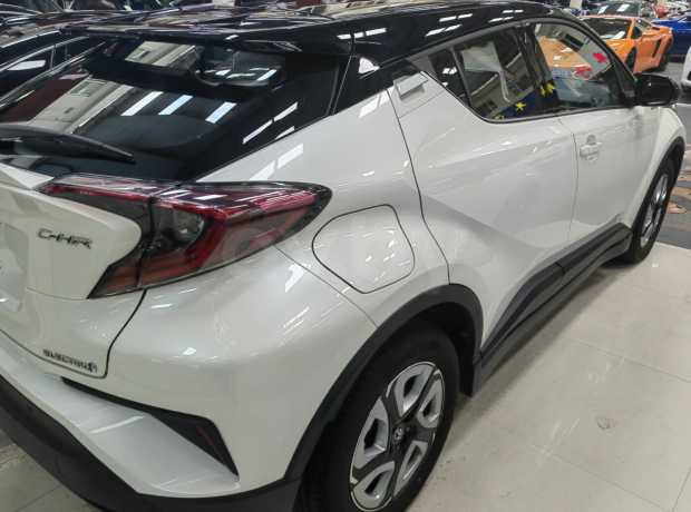 Toyota C-HR I