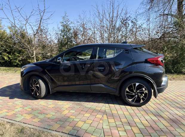 Toyota C-HR I
