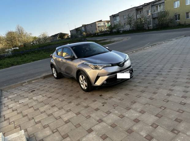 Toyota C-HR I