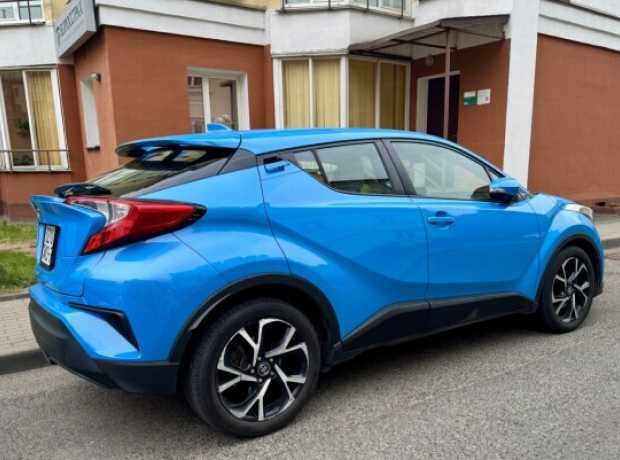Toyota C-HR I  Рестайлинг, 2019, пробег 105000 км