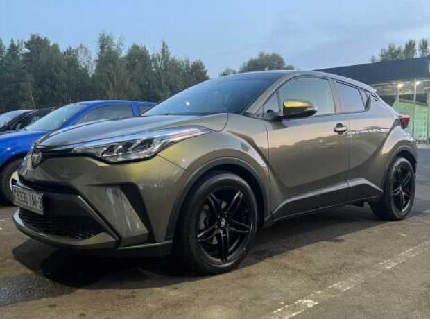 Toyota C-HR I  Рестайлинг, 2020, пробег 75000 км