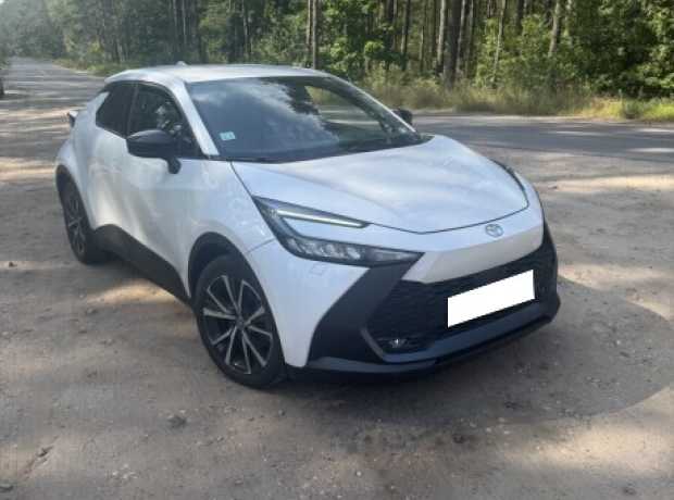 Toyota C-HR II, 2024, пробег 16500 км