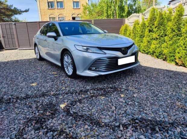 Toyota Camry XV70, 2018, пробег 99000 км