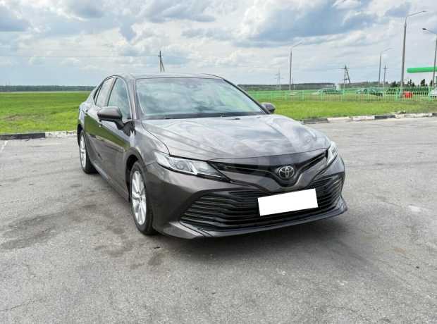 Toyota Camry XV70