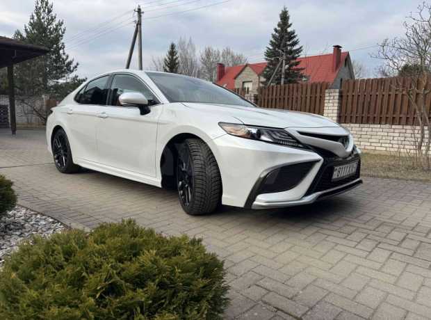 Toyota Camry XV70