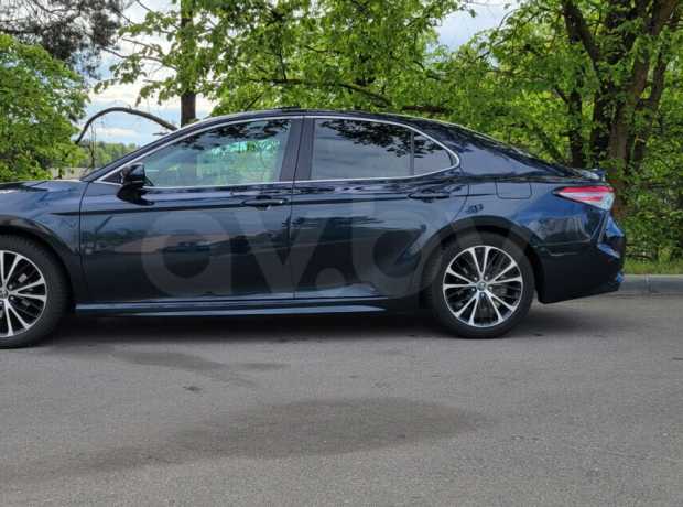 Toyota Camry XV70