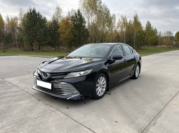 Toyota Camry XV70