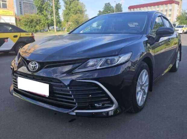 Toyota Camry XV70  Рестайлинг, 2021, пробег 16500 км