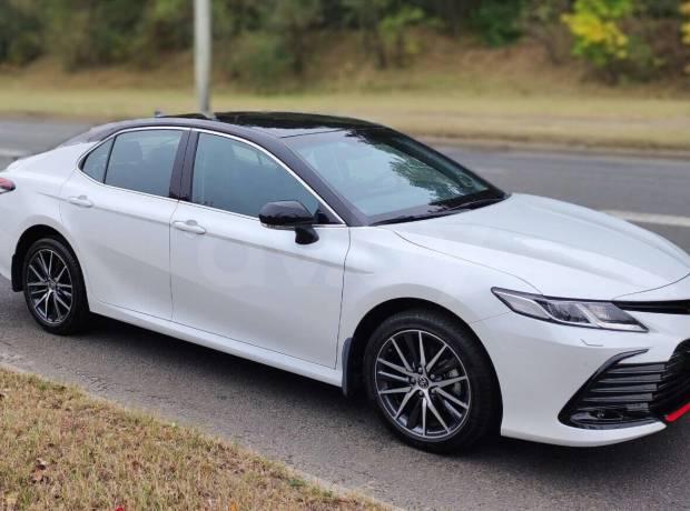 Toyota Camry XV70 Рестайлинг