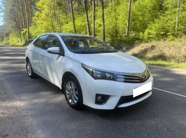 Toyota Corolla XI (E170), 2016, пробег 129000 км