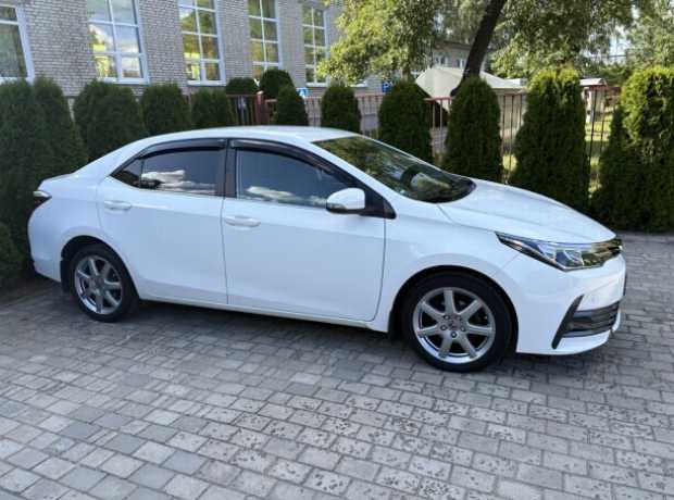 Toyota Corolla XI (E170)  Рестайлинг, 2018, пробег 94000 км