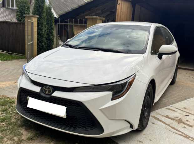 Toyota Corolla XI (E170) Рестайлинг