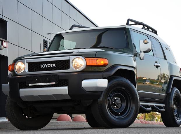 Toyota FJ Cruiser I