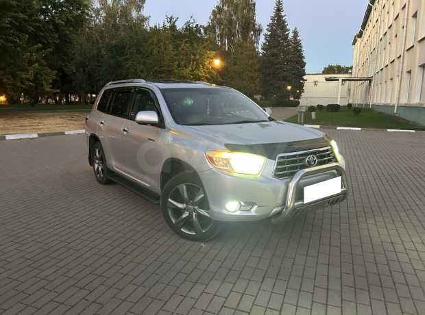 Toyota Highlander II (XU40)