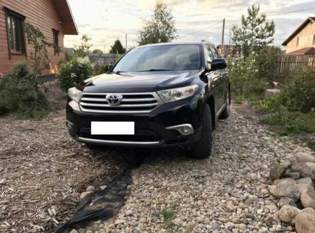 Toyota Highlander II (XU40)  Рестайлинг, 2013, пробег 311000 км