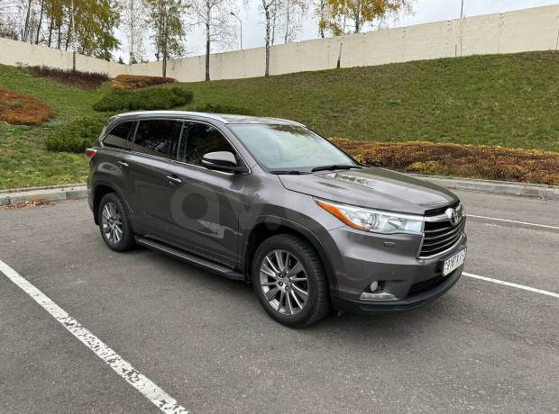 Toyota Highlander III (XU50)