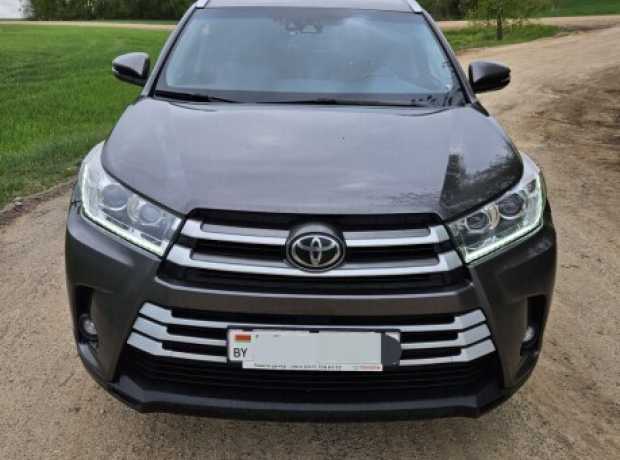 Toyota Highlander III (XU50)  Рестайлинг, 2017, пробег 150000 км
