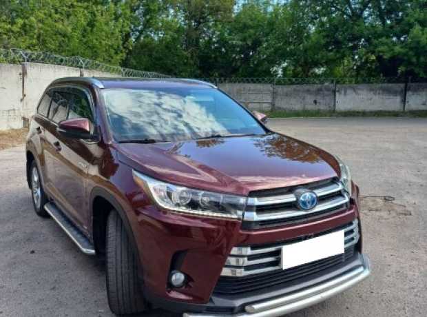 Toyota Highlander III (XU50)  Рестайлинг, 2017, пробег 156000 км