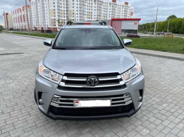 Toyota Highlander III (XU50)  Рестайлинг, 2018, пробег 90000 км