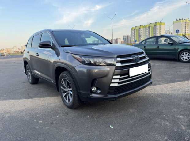 Toyota Highlander III (XU50)  Рестайлинг, 2019, пробег 69000 км