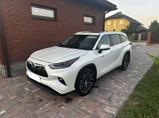 Toyota Highlander IV (XU70), 2021, пробег 112000 км