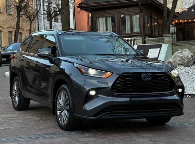 Toyota Highlander IV (XU70), 2021, пробег 121000 км