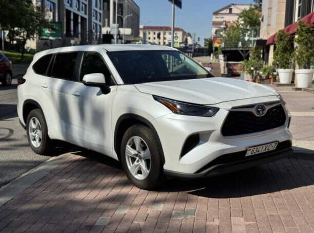 Toyota Highlander IV (XU70), 2023, пробег 42000 км