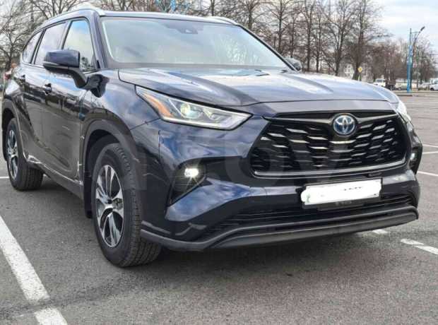 Toyota Highlander IV (XU70)