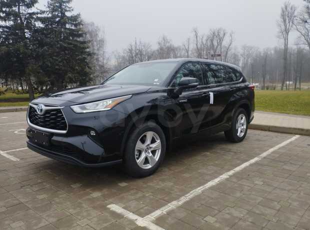 Toyota Highlander IV (XU70)