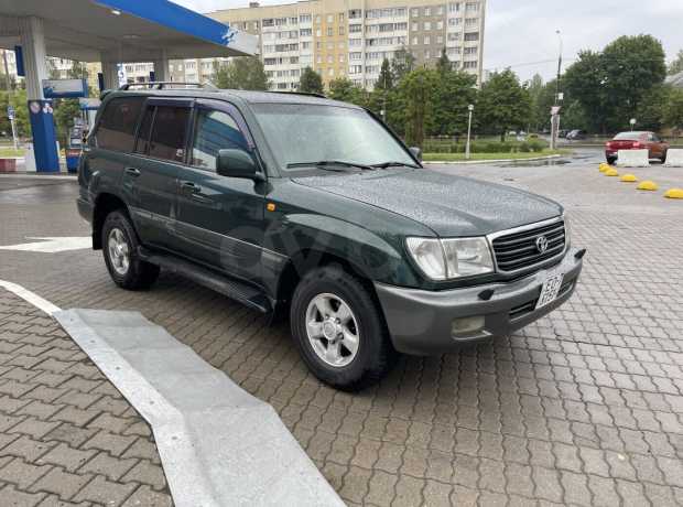 Toyota Land Cruiser J100