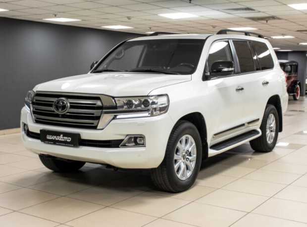 Toyota Land Cruiser J200  2-й рестайлинг, 2016, пробег 180568 км