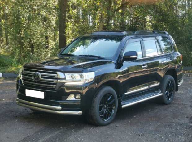 Toyota Land Cruiser J200  2-й рестайлинг, 2016, пробег 275000 км