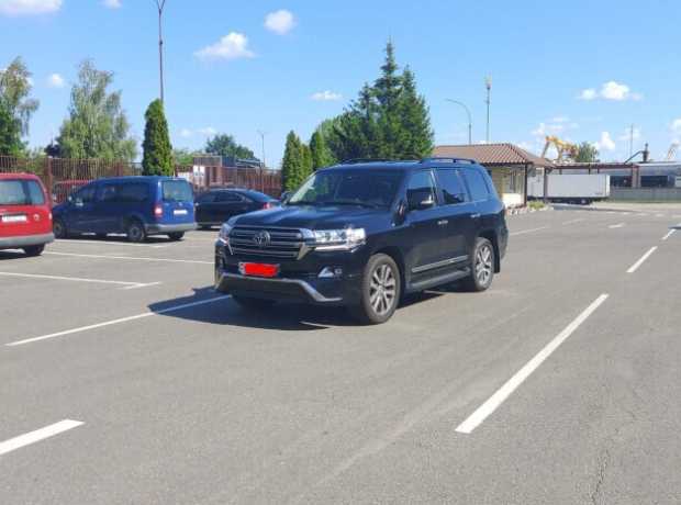 Toyota Land Cruiser J200  2-й рестайлинг, 2016, пробег 282222 км