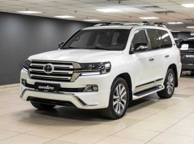 Toyota Land Cruiser J200 2-й рестайлинг, 2017, пробег 200195 км Toyota Land Cruiser J200 2-й рестайлинг, 2017, пробег 200195 км