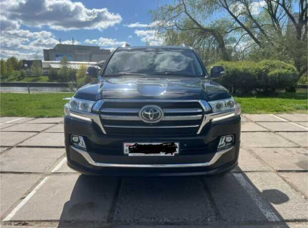 Toyota Land Cruiser J200  2-й рестайлинг, 2018, пробег 184332 км