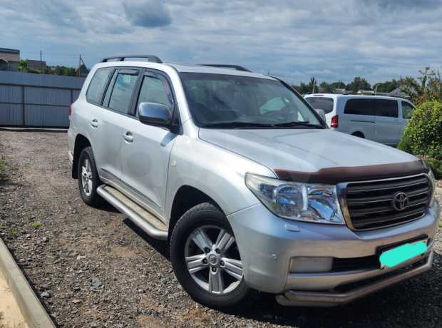 Toyota Land Cruiser J200