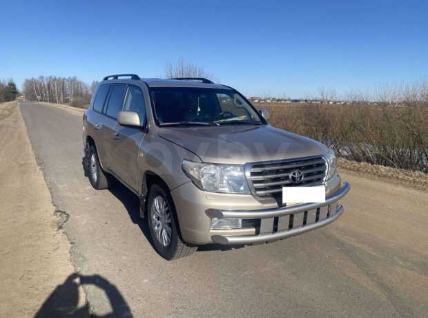 Toyota Land Cruiser J200