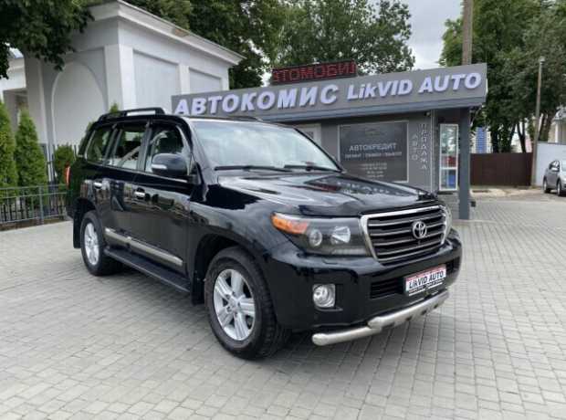 Toyota Land Cruiser J200  Рестайлинг, 2012, пробег 220000 км