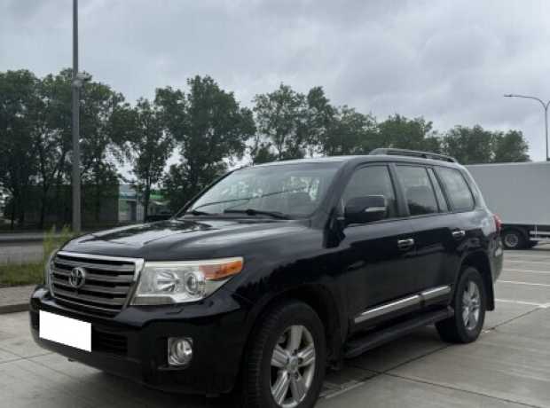 Toyota Land Cruiser J200  Рестайлинг, 2012, пробег 290000 км