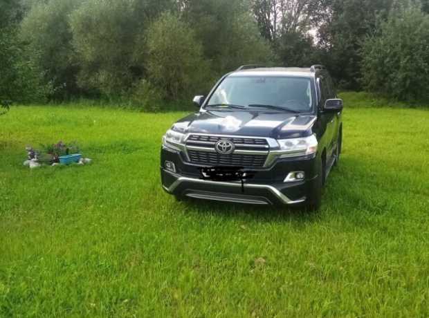 Toyota Land Cruiser J200  Рестайлинг, 2012, пробег 315000 км