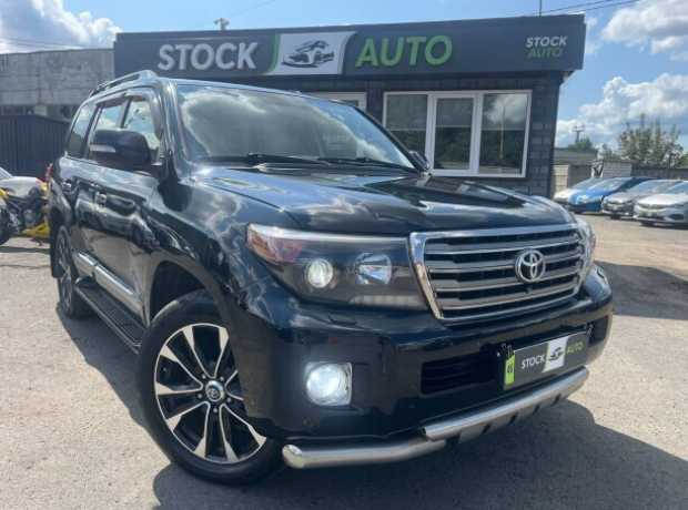 Toyota Land Cruiser J200  Рестайлинг, 2013, пробег 330000 км