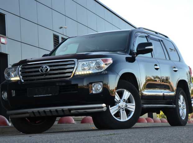 Toyota Land Cruiser J200 Рестайлинг