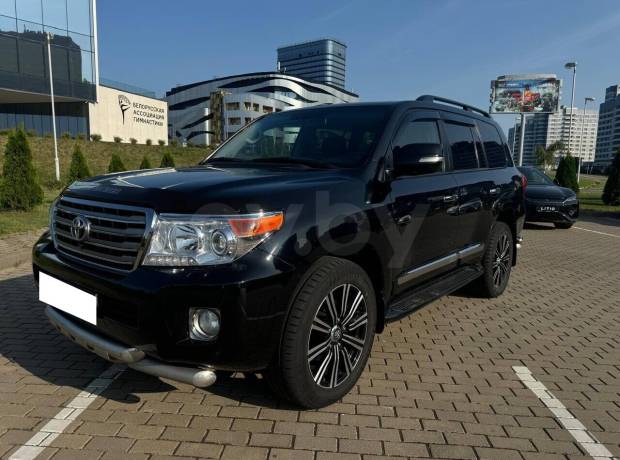 Toyota Land Cruiser J200 Рестайлинг