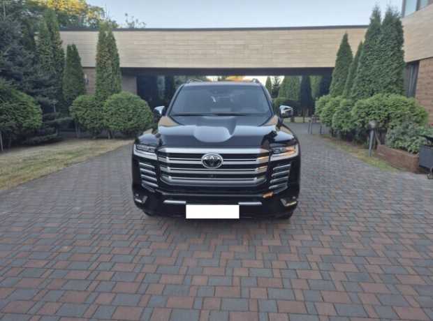 Toyota Land Cruiser J300, 2021, пробег 40270 км