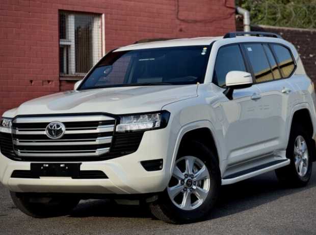 Toyota Land Cruiser J300, 2022, пробег 24 км