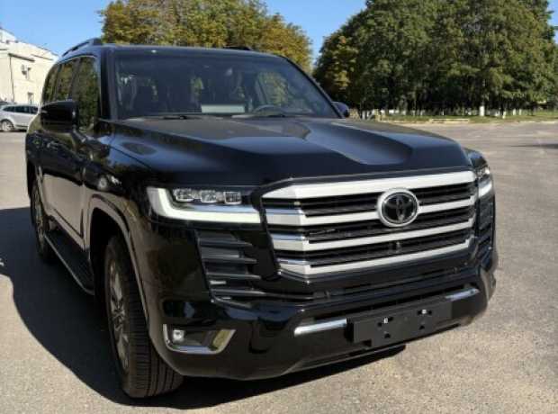 Toyota Land Cruiser J300, 2024, пробег 18 км