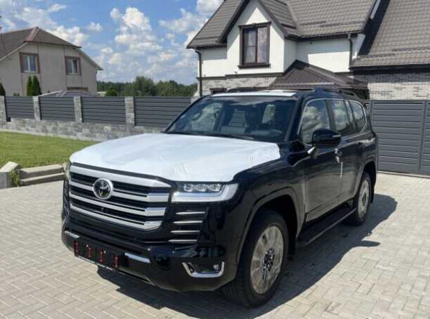 Toyota Land Cruiser J300, 2025, пробег 15 км Toyota Land Cruiser J300, 2025, пробег 15 км